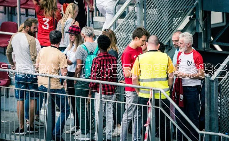 飞跃赛场：顶级运动赛事摄影装备